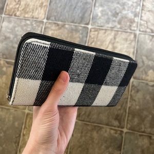 Plaid Wallet
